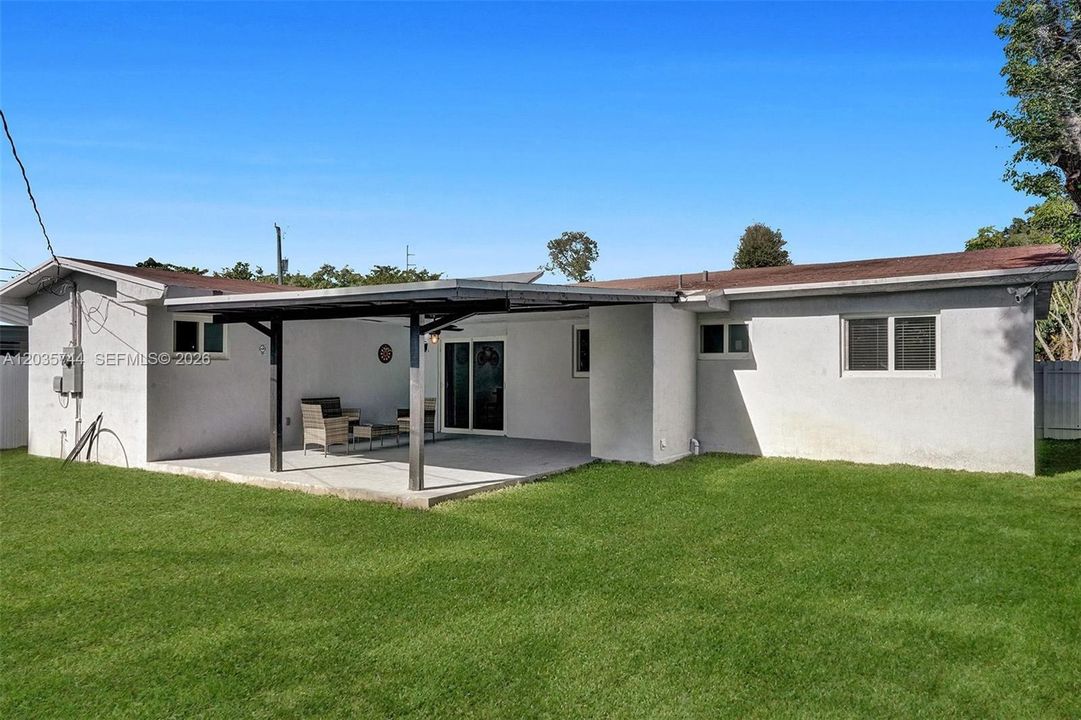 En Venta: $524,900 (4 camas, 3 baños, 1536 Pies cuadrados)