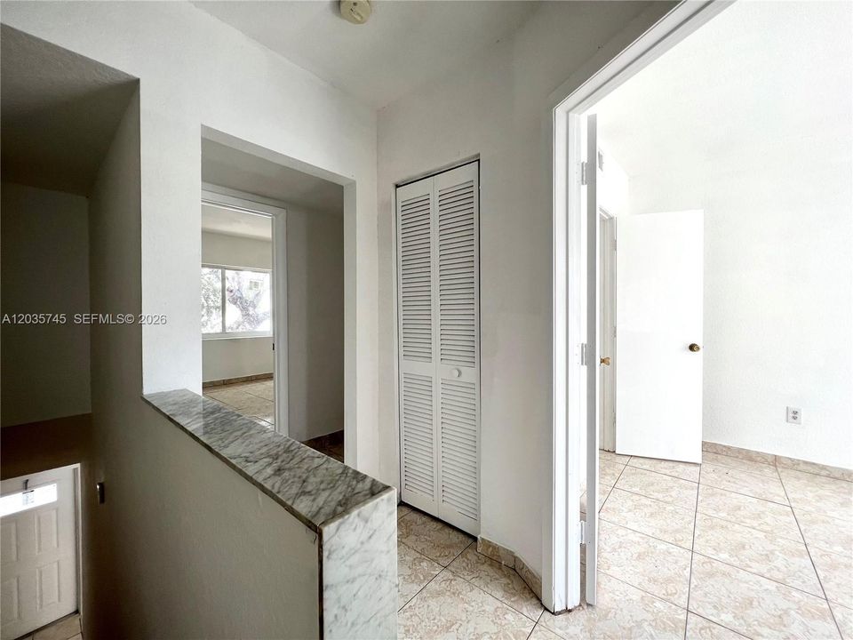 For Rent: $2,600 (3 beds, 2 baths, 1150 Square Feet)