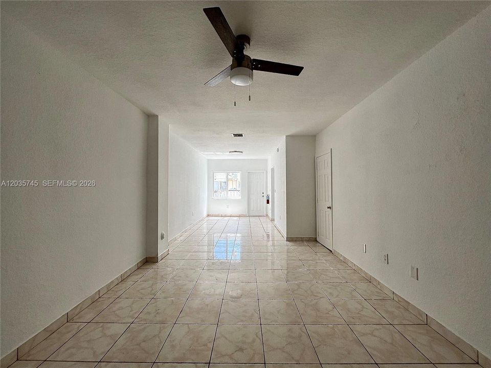 For Rent: $2,600 (3 beds, 2 baths, 1150 Square Feet)