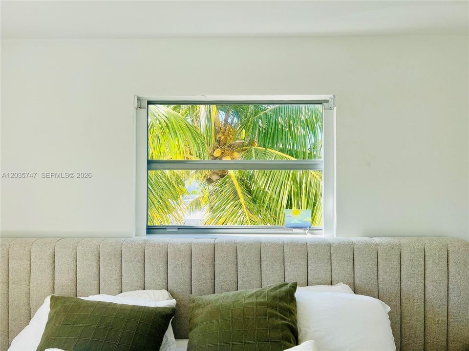 For Rent: $3,600 (2 beds, 1 baths, 650 Square Feet)
