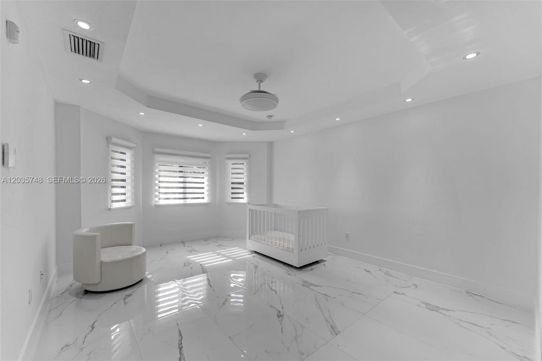For Sale: $1,079,000 (4 beds, 2 baths, 2517 Square Feet)