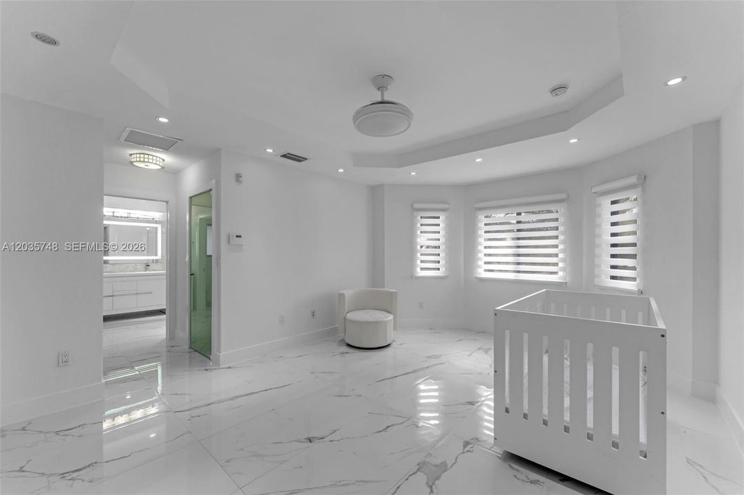 For Sale: $1,079,000 (4 beds, 2 baths, 2517 Square Feet)