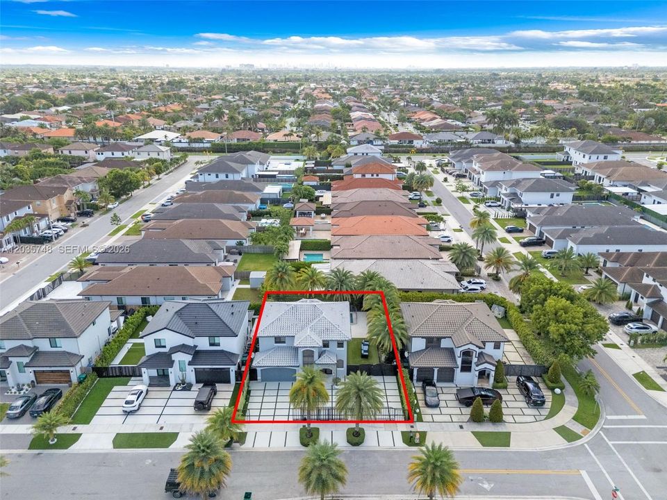 For Sale: $1,079,000 (4 beds, 2 baths, 2517 Square Feet)