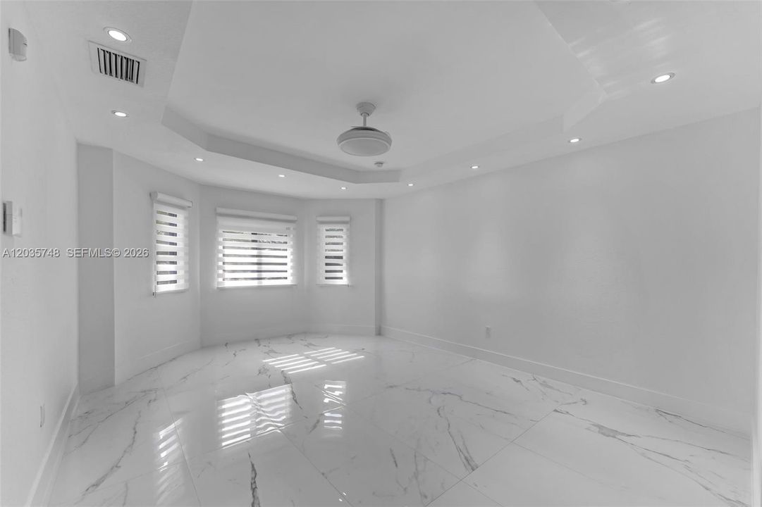 For Sale: $1,079,000 (4 beds, 2 baths, 2517 Square Feet)