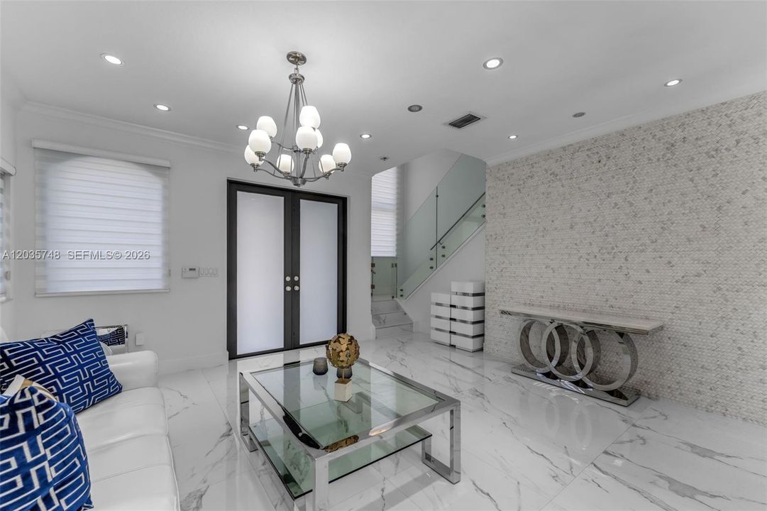 For Sale: $1,079,000 (4 beds, 2 baths, 2517 Square Feet)