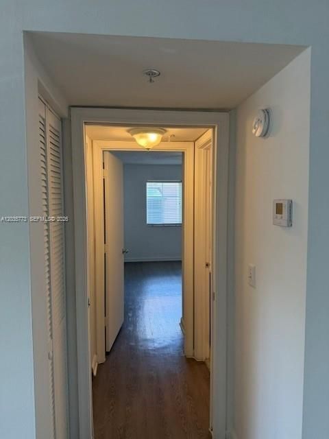 For Rent: $1,700 (1 beds, 1 baths, 703 Square Feet)