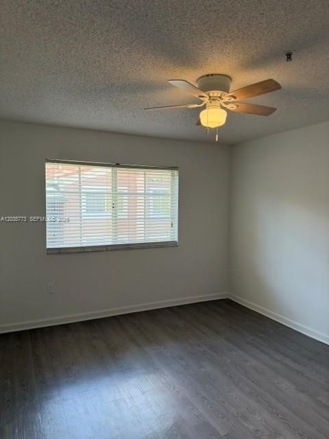 For Rent: $1,700 (1 beds, 1 baths, 703 Square Feet)