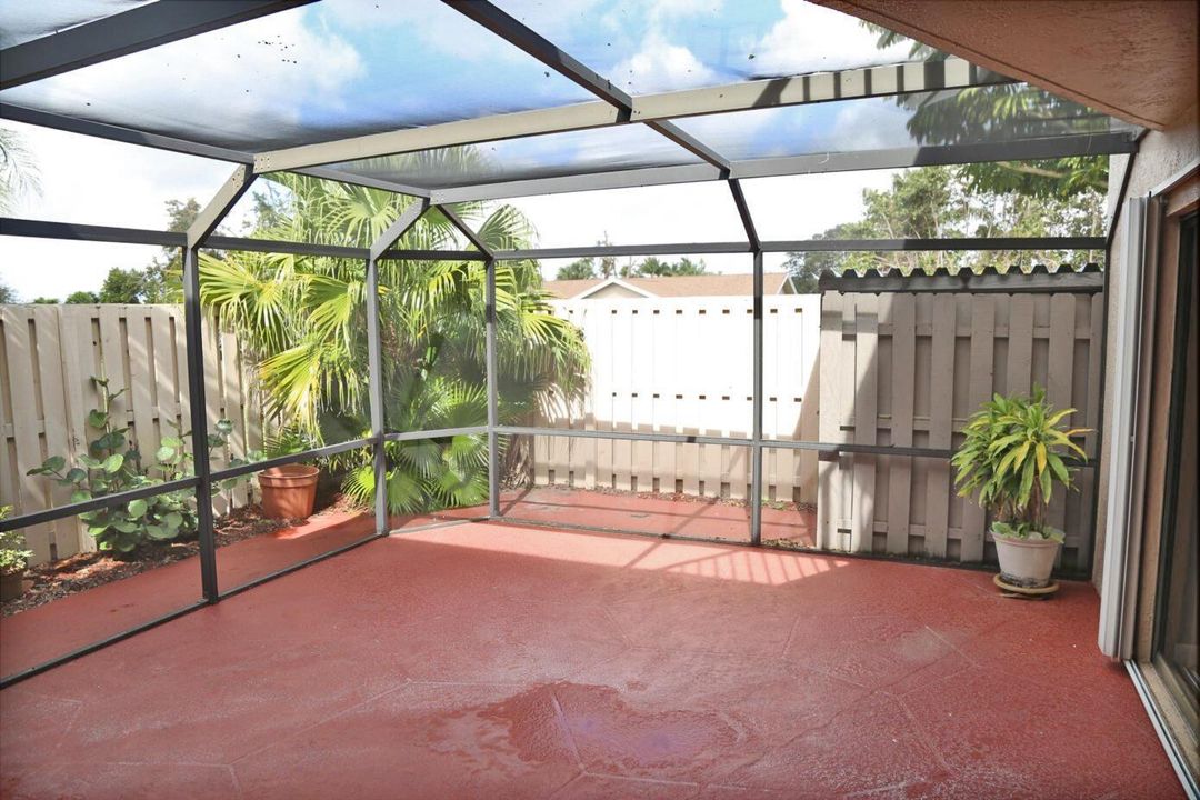 Screened Patio