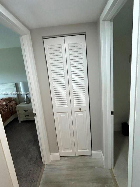 В аренду: $2,300 (2 спален, 1 ванн, 819 Квадратных фут)