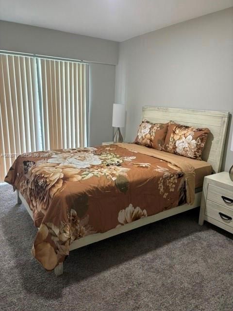 В аренду: $2,300 (2 спален, 1 ванн, 819 Квадратных фут)