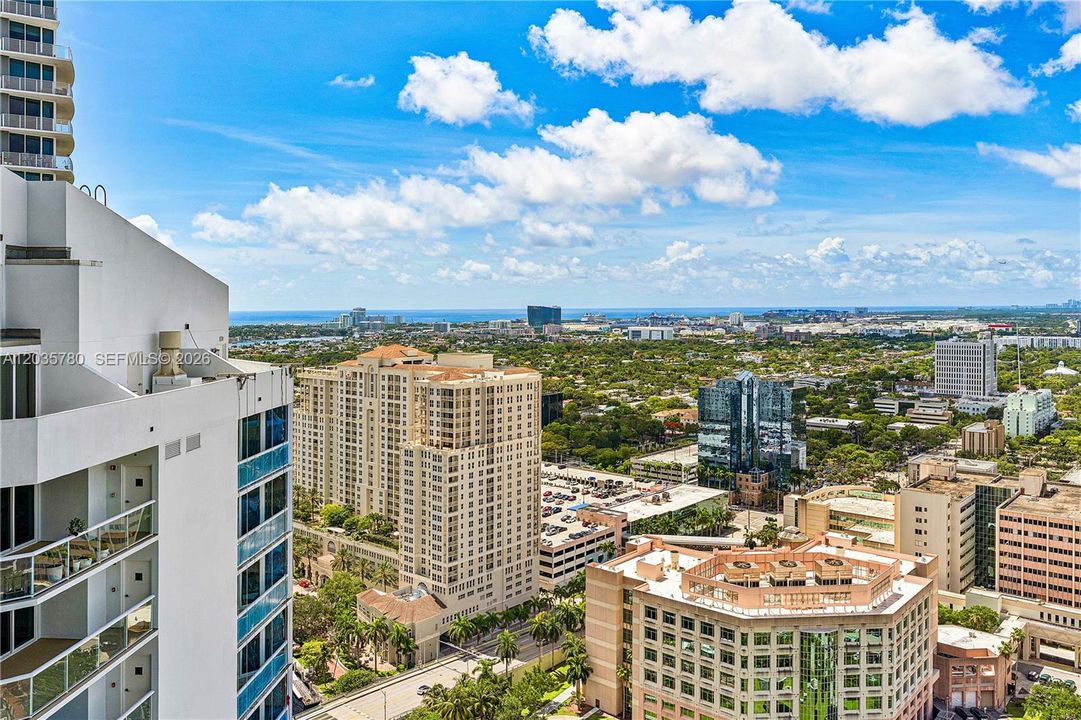 For Sale: $1,699,999 (2 beds, 2 baths, 1869 Square Feet)