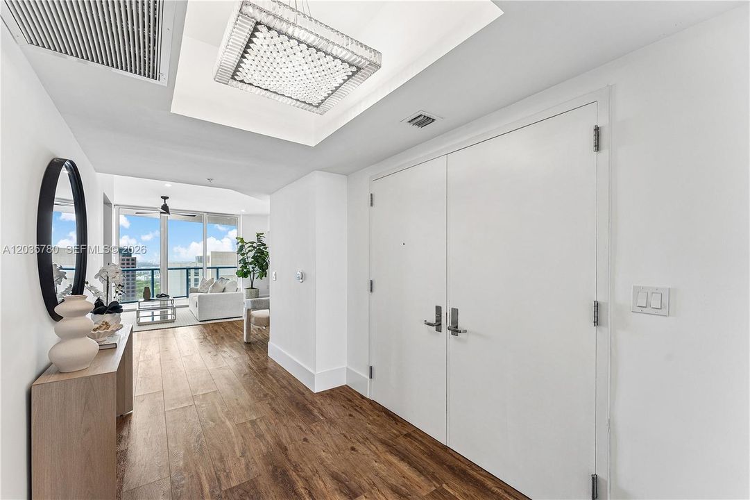 For Sale: $1,699,999 (2 beds, 2 baths, 1869 Square Feet)