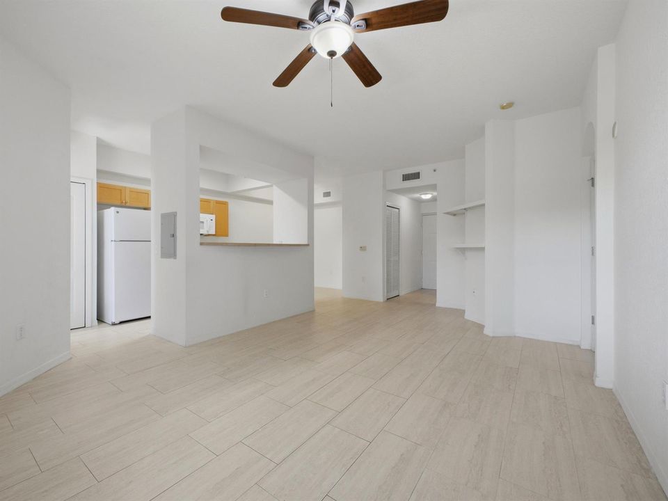 Living to kitchen Dining