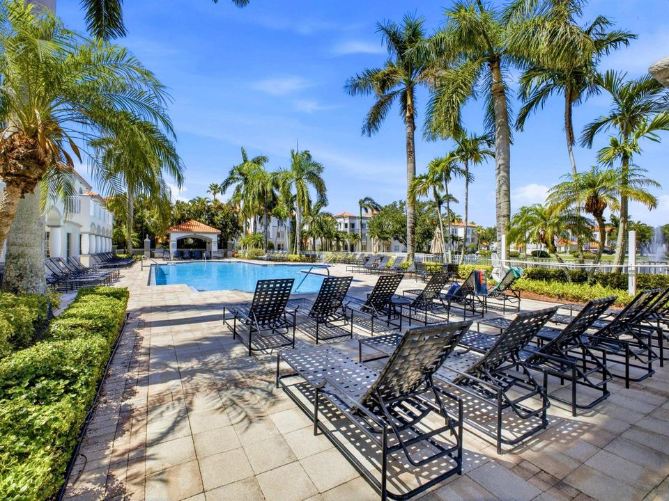 Clubhouse Pool