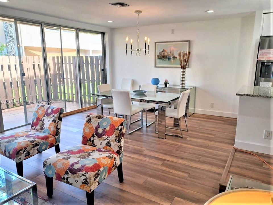 For Rent: $2,980 (3 beds, 2 baths, 1770 Square Feet)