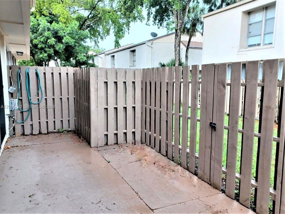 For Rent: $2,980 (3 beds, 2 baths, 1770 Square Feet)