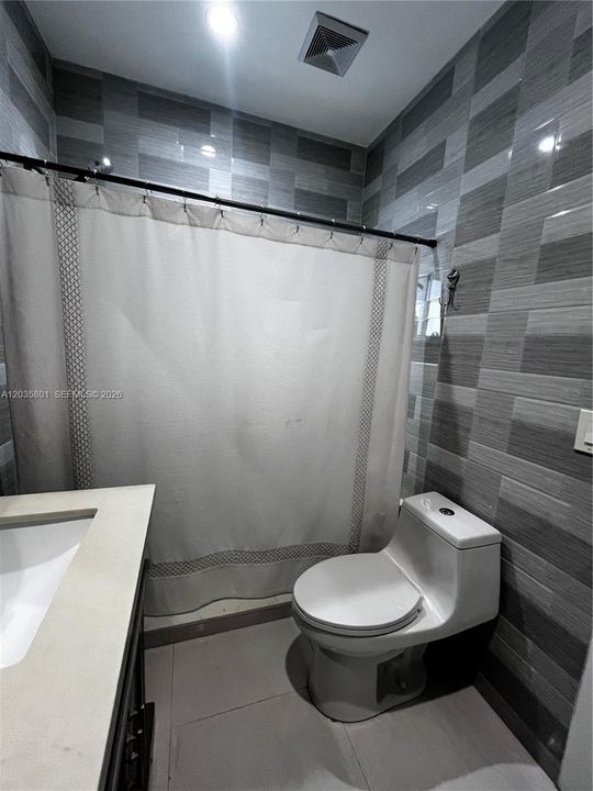 En Renta: $7,900 (4 camas, 3 baños, 0 Pies cuadrados)