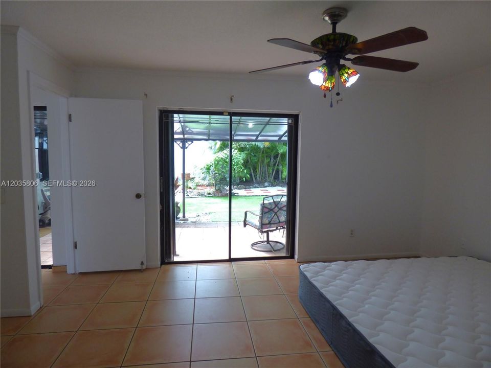 For Rent: $3,590 (3 beds, 2 baths, 1505 Square Feet)