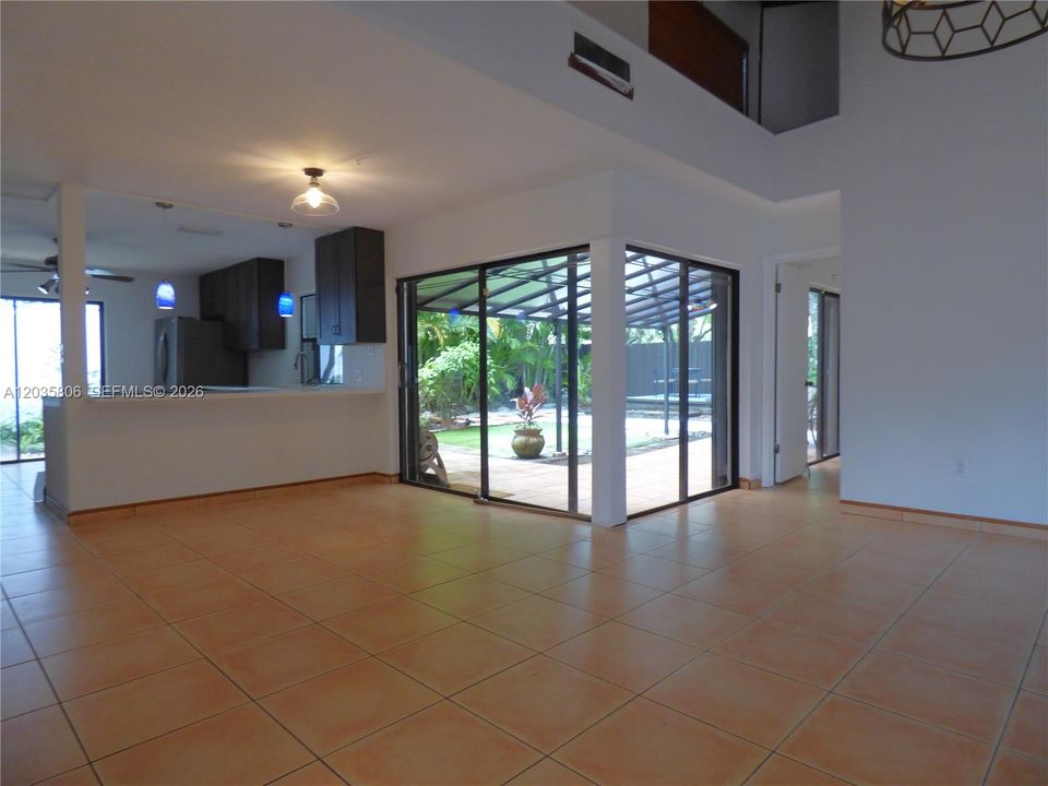 For Rent: $3,590 (3 beds, 2 baths, 1505 Square Feet)