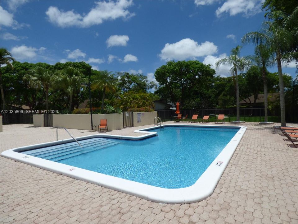 For Rent: $3,590 (3 beds, 2 baths, 1505 Square Feet)