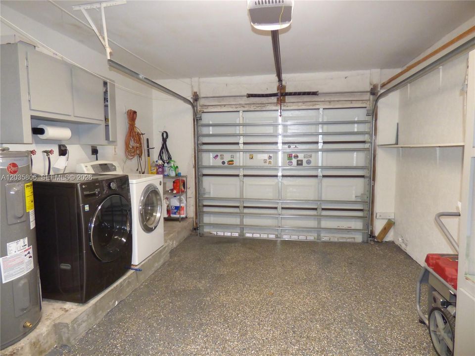 For Rent: $3,590 (3 beds, 2 baths, 1505 Square Feet)
