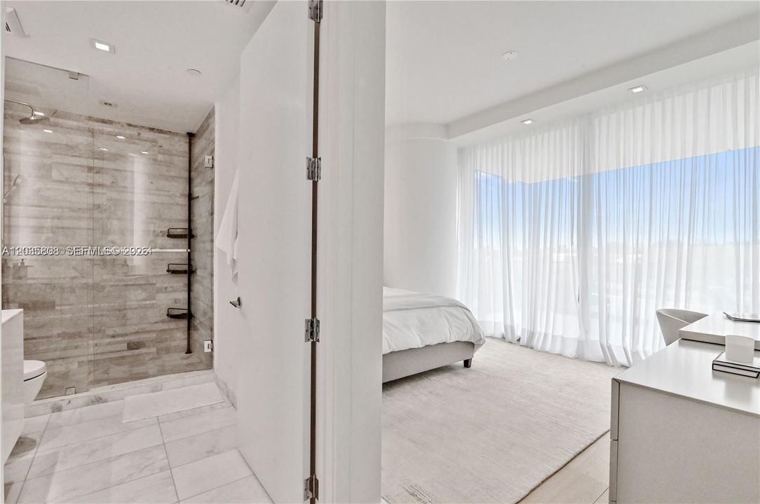 For Rent: $24,000 (2 beds, 2 baths, 1704 Square Feet)