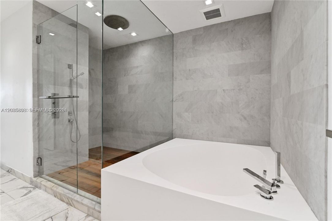 For Rent: $24,000 (2 beds, 2 baths, 1704 Square Feet)