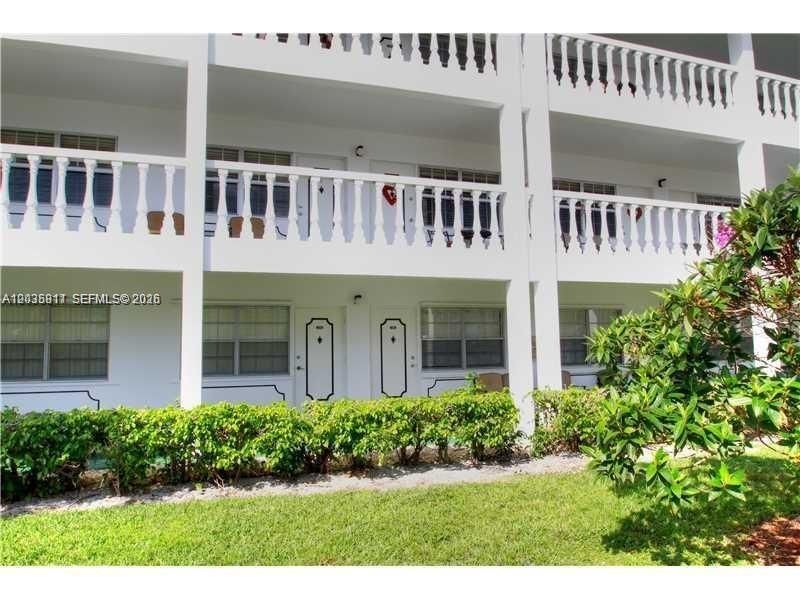 For Rent: $2,000 (2 beds, 1 baths, 875 Square Feet)