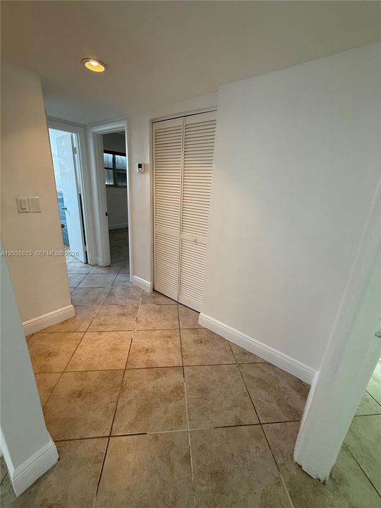 В аренду: $2,850 (3 спален, 2 ванн, 1150 Квадратных фут)