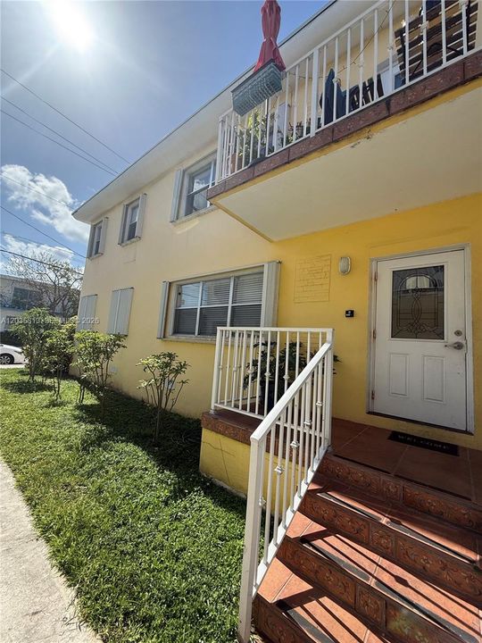 В аренду: $2,850 (3 спален, 2 ванн, 1150 Квадратных фут)