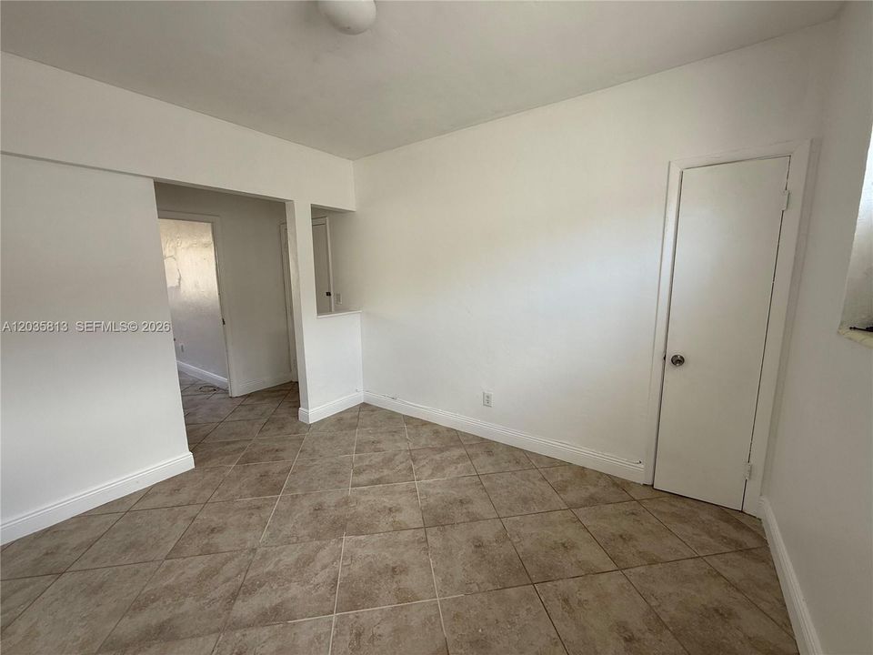В аренду: $2,850 (3 спален, 2 ванн, 1150 Квадратных фут)