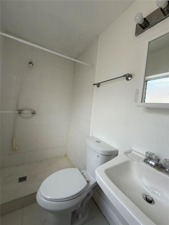В аренду: $2,850 (3 спален, 2 ванн, 1150 Квадратных фут)