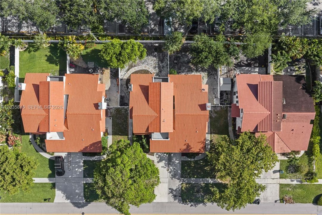En Venta: $450,000 (2 camas, 2 baños, 1219 Pies cuadrados)
