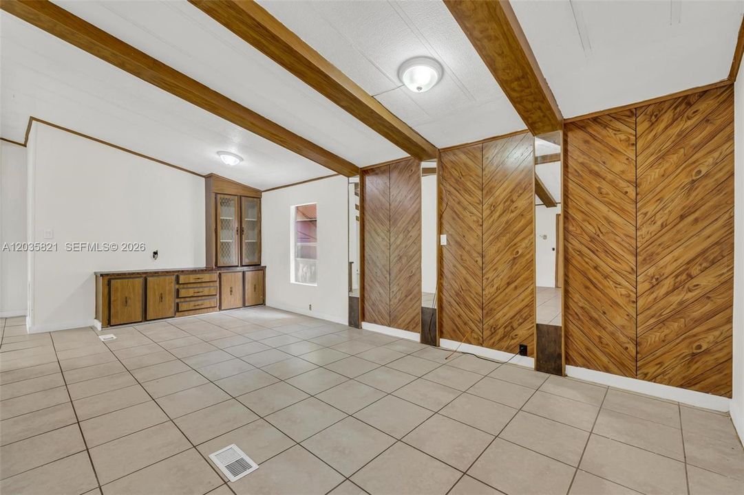 На продажу: $320,000 (3 спален, 2 ванн, 1422 Квадратных фут)