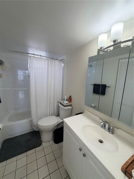 For Rent: $1,800 (1 beds, 1 baths, 792 Square Feet)