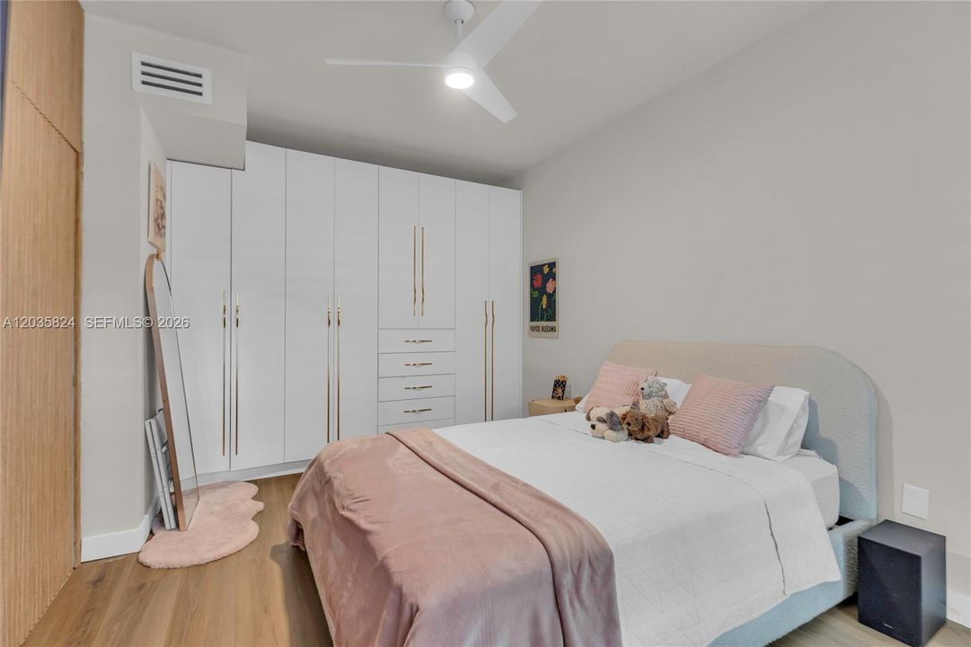 En Venta: $550,000 (3 camas, 2 baños, 1710 Pies cuadrados)