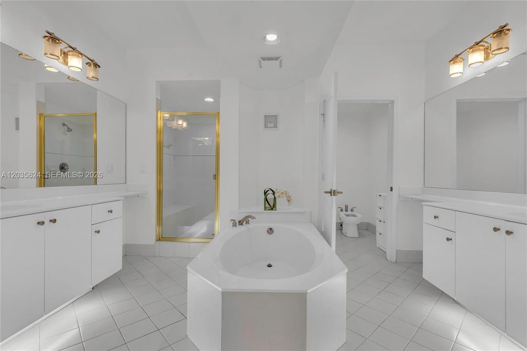 En Venta: $550,000 (3 camas, 2 baños, 1710 Pies cuadrados)