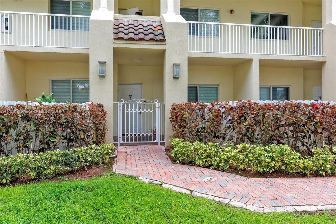 En Venta: $550,000 (3 camas, 2 baños, 1710 Pies cuadrados)