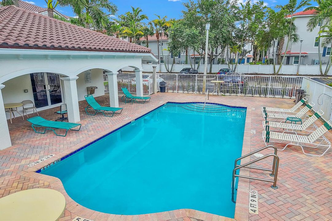 Bayfront Pool