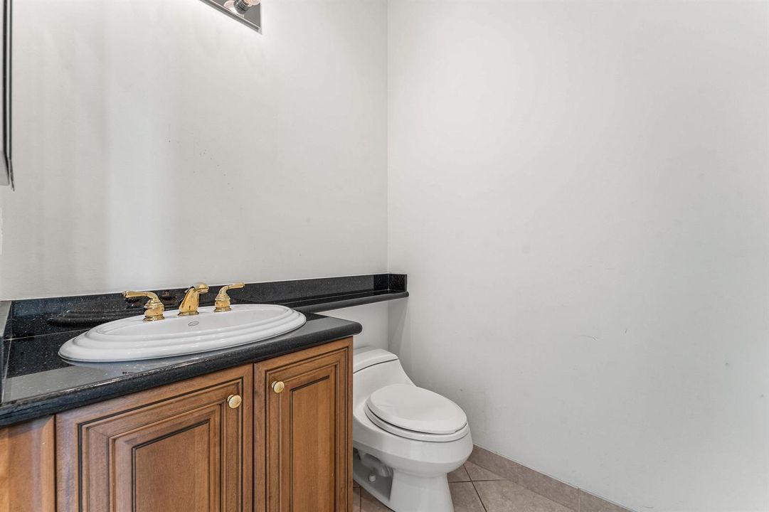 033-13215AlhambraLakeCircle-DelrayBeach-