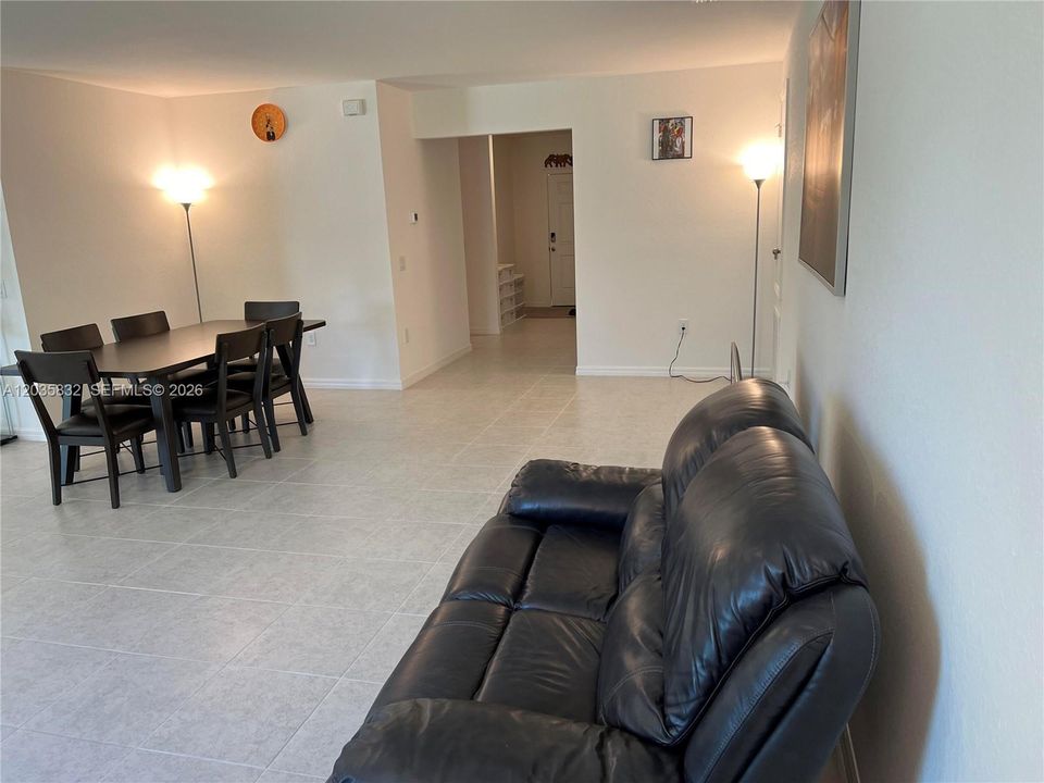 For Sale: $329,900 (4 beds, 2 baths, 1865 Square Feet)