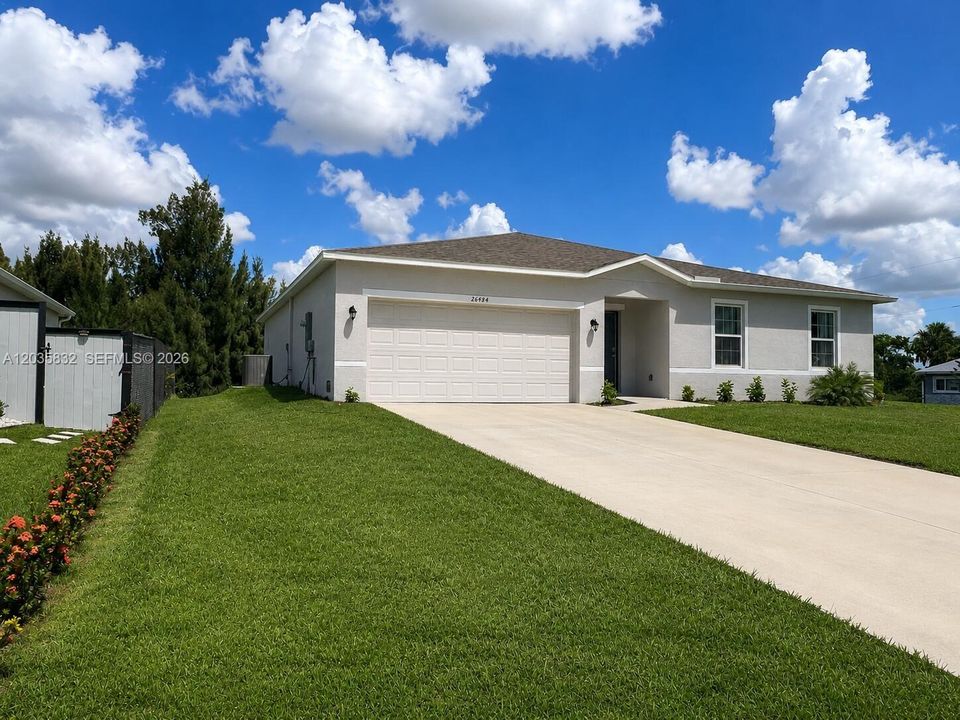 For Sale: $329,900 (4 beds, 2 baths, 1865 Square Feet)