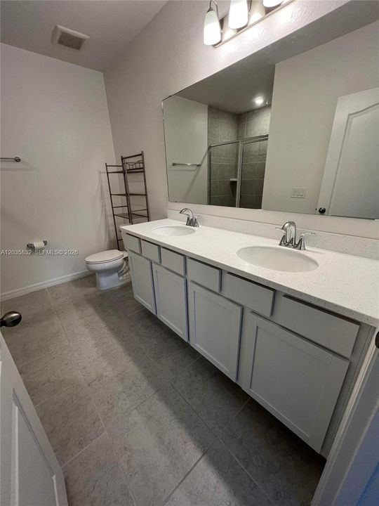 For Sale: $329,900 (4 beds, 2 baths, 1865 Square Feet)