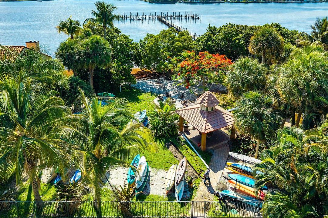 050-16VíaLago-BoyntonBeach-FL-33435-SMAL