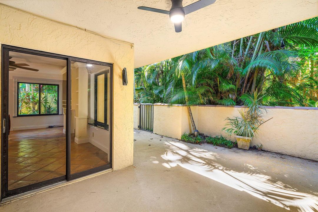 031-16VíaLago-BoyntonBeach-FL-33435-SMAL