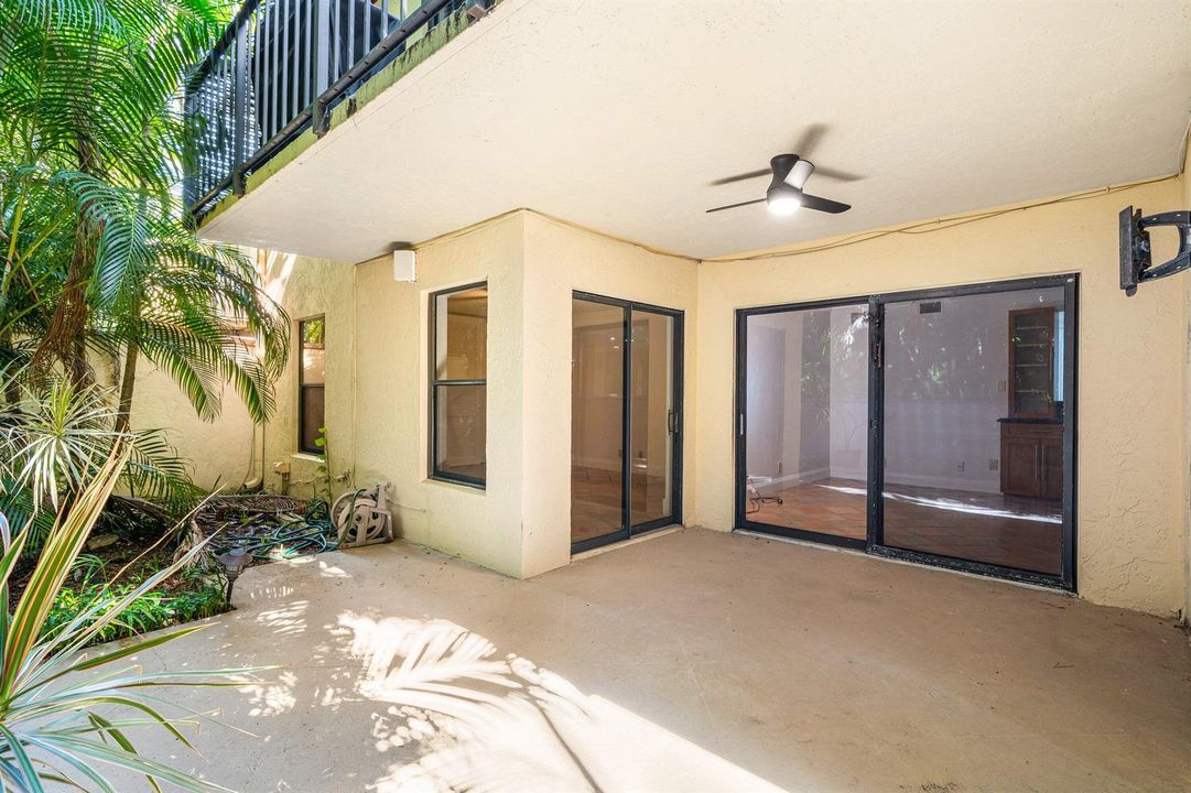033-16VíaLago-BoyntonBeach-FL-33435-SMAL