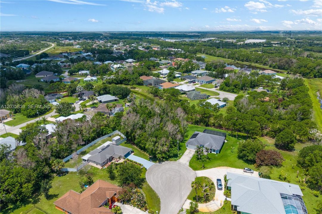 На продажу: $185,000 (0.31 acres)