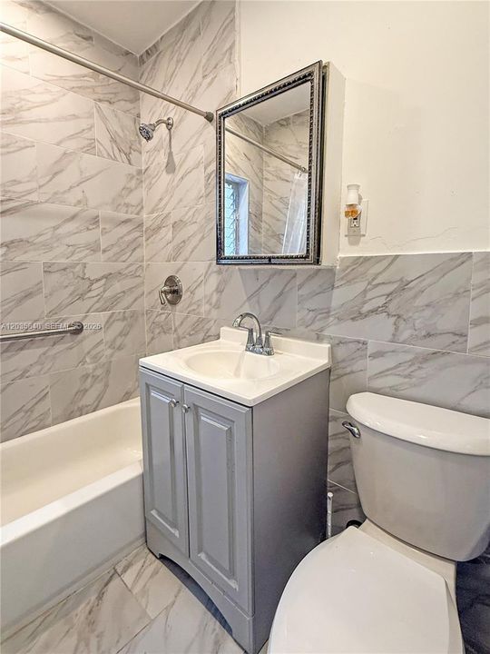 В аренду: $2,800 (2 спален, 1 ванн, 1643 Квадратных фут)