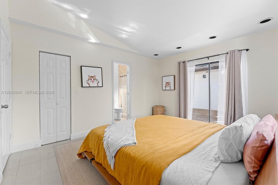 En Venta: $820,000 (3 camas, 3 baños, 2109 Pies cuadrados)