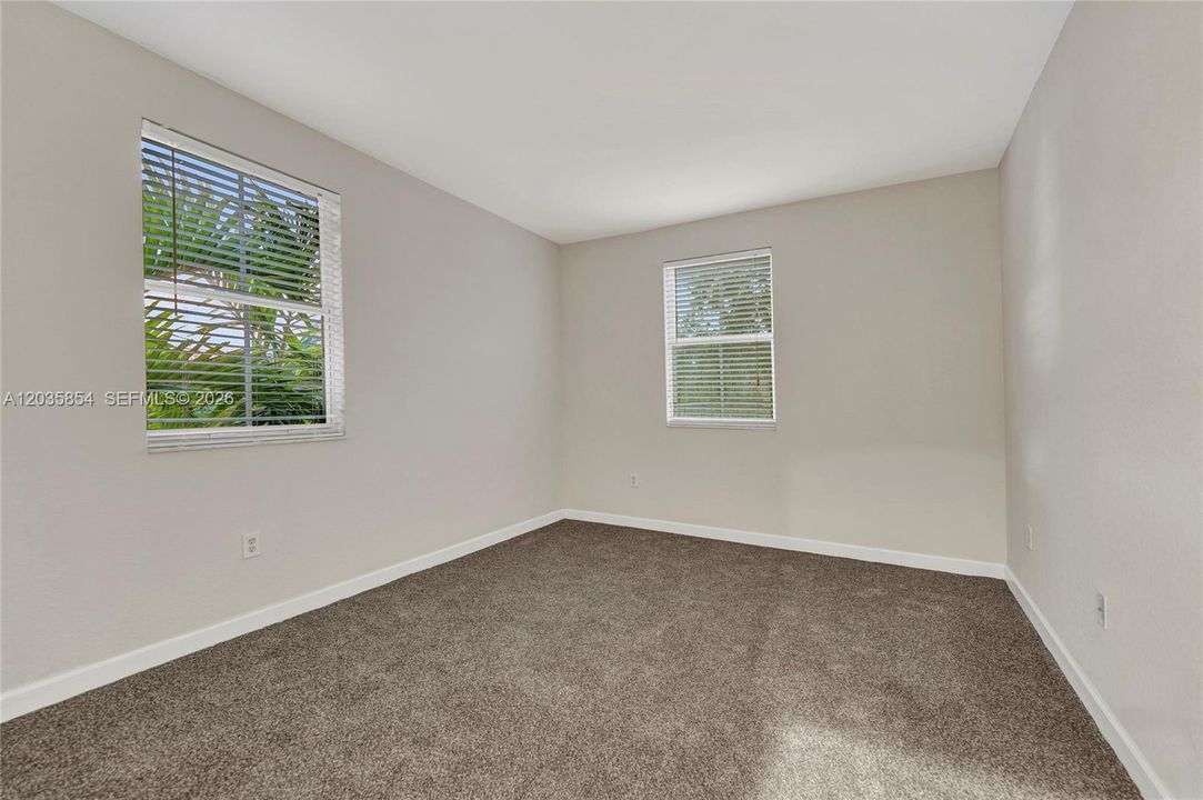 For Sale: $364,999 (4 beds, 3 baths, 1965 Square Feet)